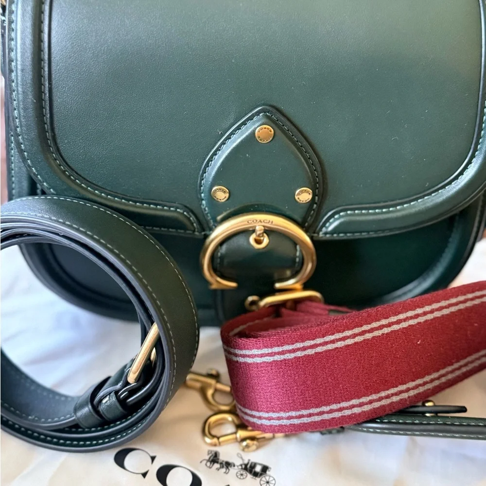 COACH Glovetanned Leather Beat Saddle Bag -Green - Picture 1 of 8